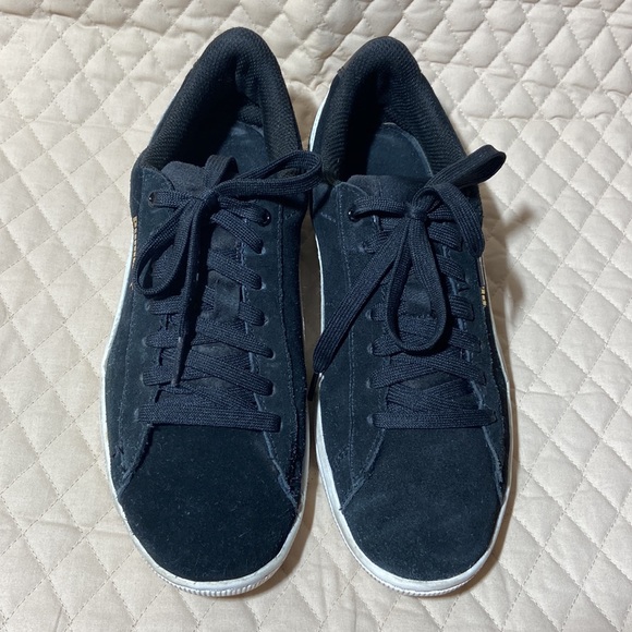 PUMA “Vikky” Softfoam Jersey 
Sneaker/Tennis Sz 8.5 Genuine Suede Black Color - Picture 3 of 6